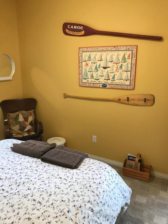Pebble Springs Bnb Grand Beach Экстерьер фото